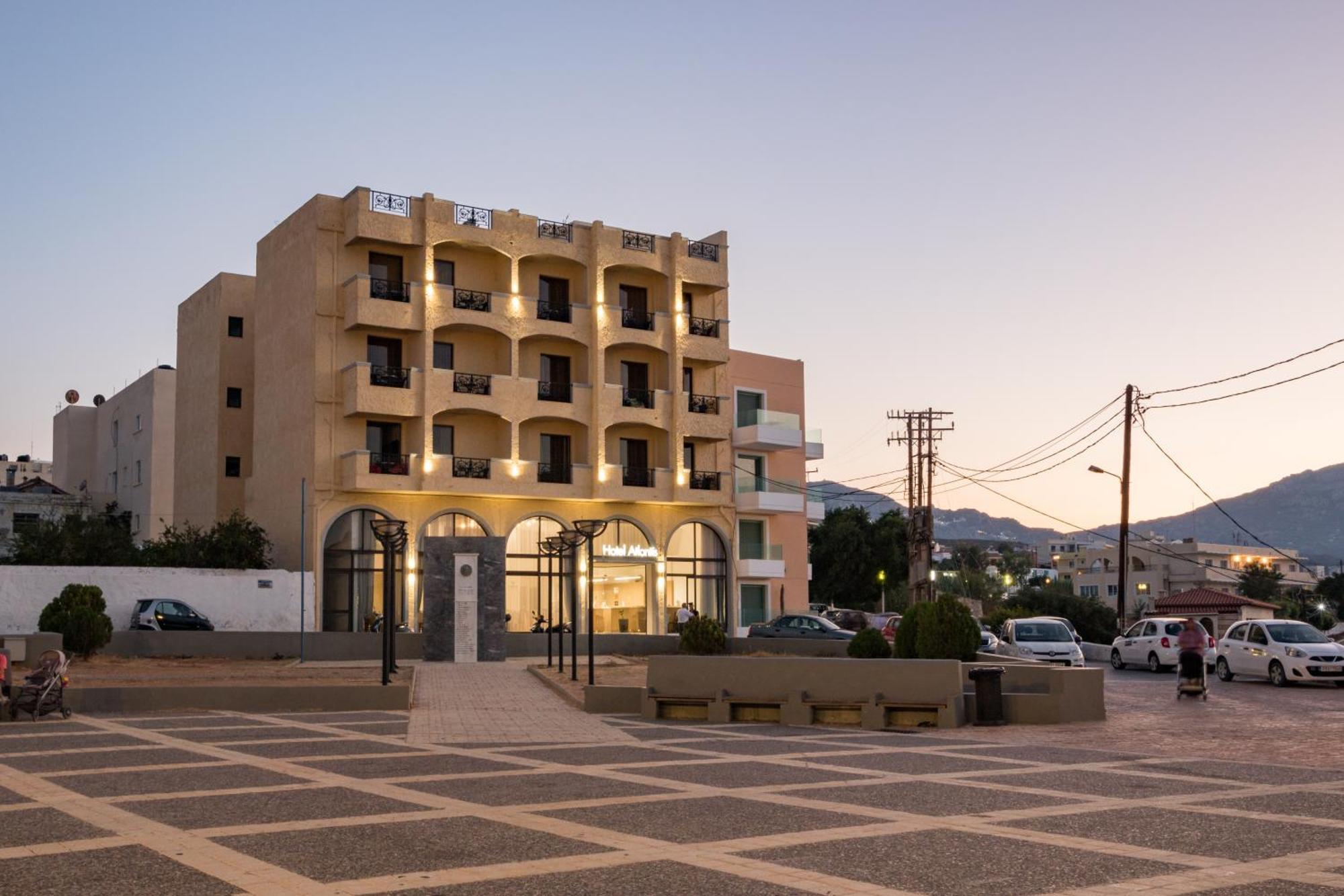 קרפאטוס Atlantis Hotel מראה חיצוני תמונה