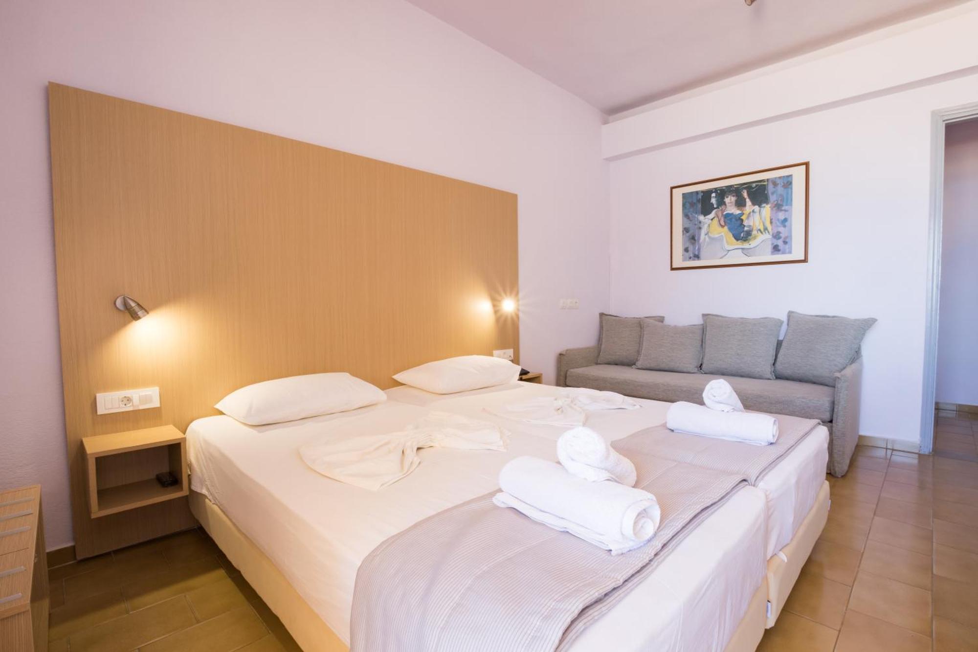 קרפאטוס Atlantis Hotel מראה חיצוני תמונה